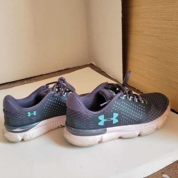 Under Armour speedswift 2 ladies‎ athletic sneaker size 6 - Picture 3 of 7